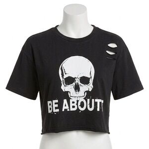 ROMWE Black Distressed Skull Graphic Crop Top Tee Women’s Small Be About It